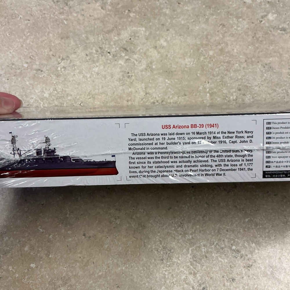 USS ARIZONA BB-39 MODEL KIT SCALE 1:700 BY HOBBY BOSS #:83401 FACTORY SEALED - Picture 4 of 5